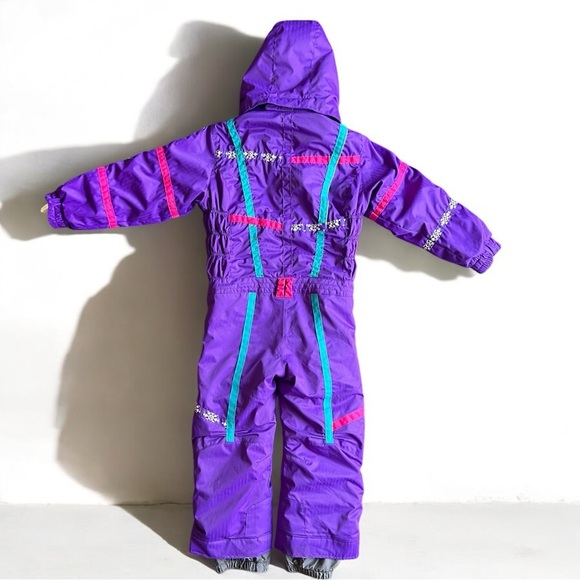 Obermeyer Purple Astro One-Piece Hooded Snowsuit || Kid's Size 5 - Picture 5 of 12